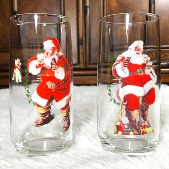 NWOT Set of 2 Vintage Coca-Cola 1of 3 & 3 of 3 Series 1 Sundblom Santa Glasses - Picture 1 of 11